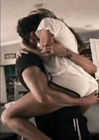 明月挂天边打一字